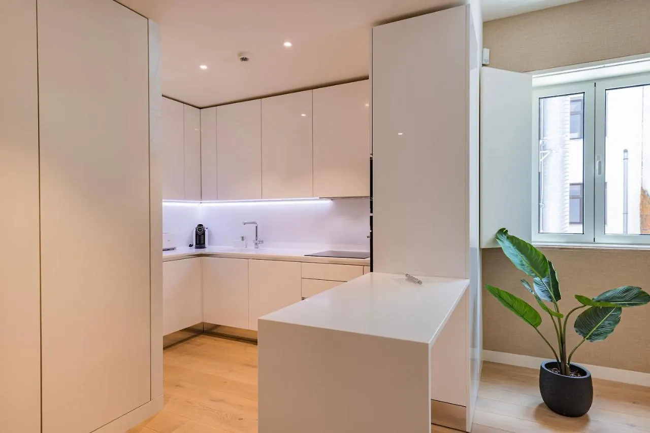 Liberdade Elegance W/Rooftop Pool By Lovelystay Lisboa