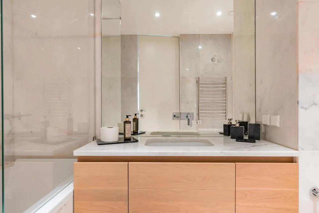 Liberdade Elegance W/Rooftop Pool By Lovelystay Lisboa Portugália